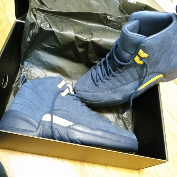 Jordan 12 Michigan main image 7